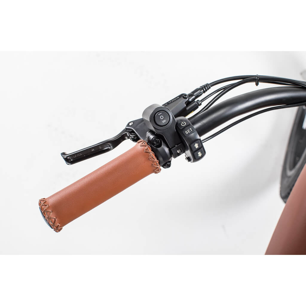 REVIBIKES Cheetah Cafe Racer 750W/ 48V/ Fat Tire/ Cruiser Electric Bike platinum gray left handle