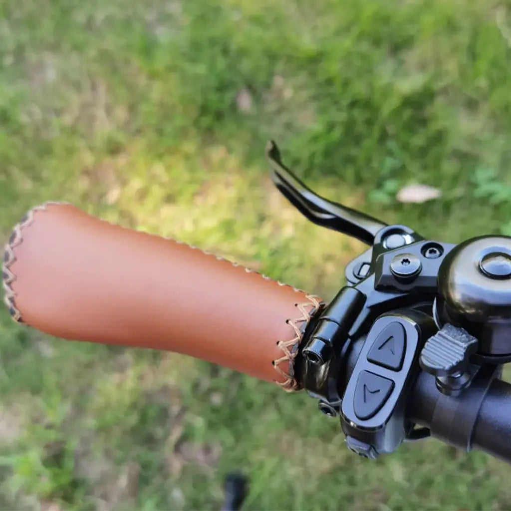 Dirwin Pacer 500W 48V Step Through Commuter Electric Bike Handgrip