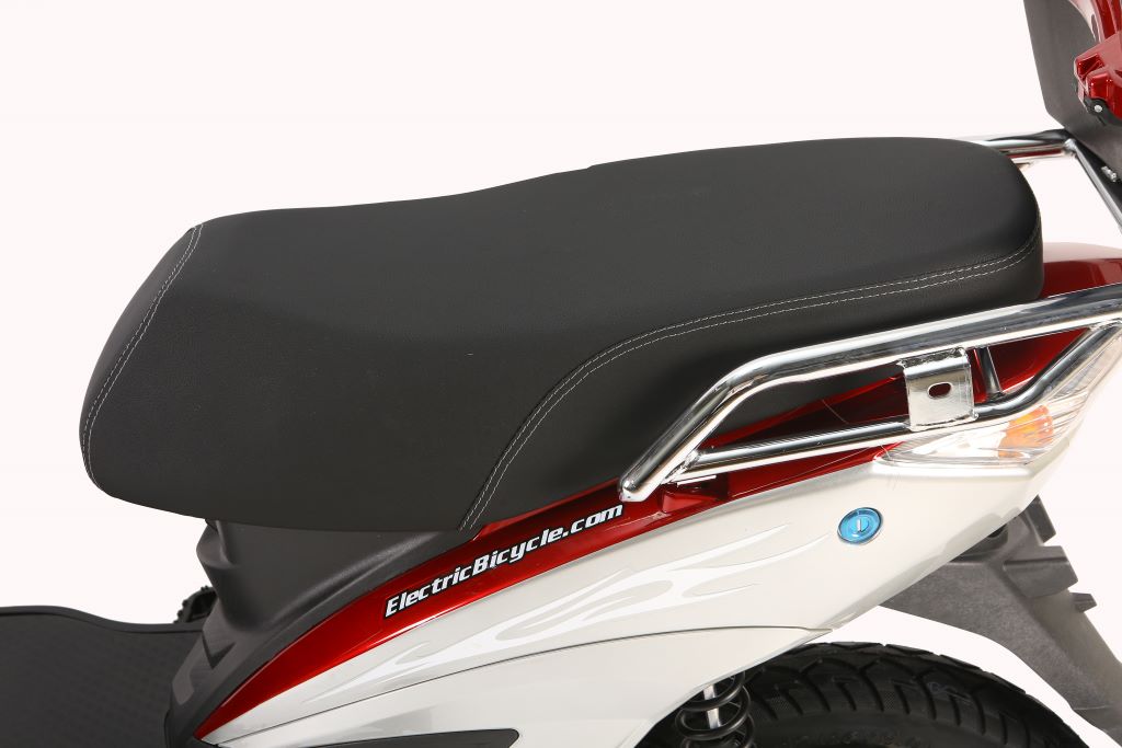 X-Treme Cabo 500W Cruiser Elite 48 Volt Electric Scooter - Red - Seat